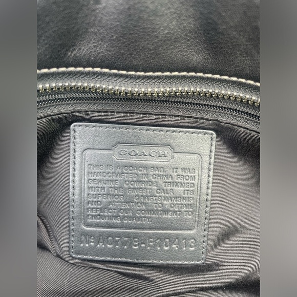 Vintage Coach Legacy Hampton Gallery Tote, Shoulder Bag Black Y2K
School or work - Picture 5 of 11